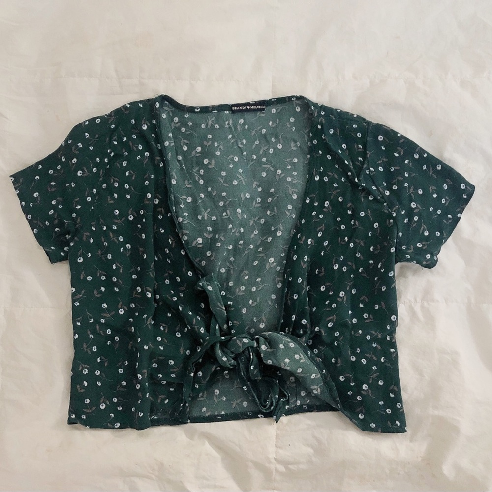- brandy melville rae top -
